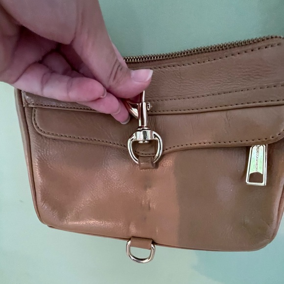 Camel leather Rebecca Minkoff Mini Mac crossbody handbag with gold hardware - Picture 3 of 3